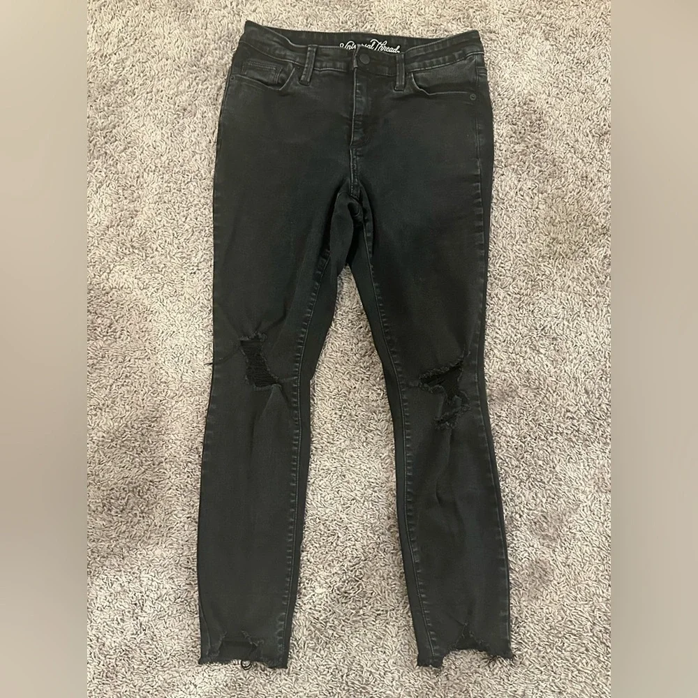 Universal Thread Black Distressed Skinny Jeans High Rise Raw Hem Cropped 6/28